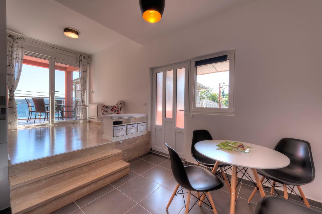 טיווט Apartments Delfin מראה חיצוני תמונה